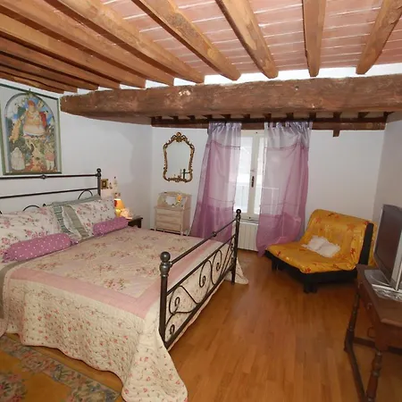 Aria Di Lucca
